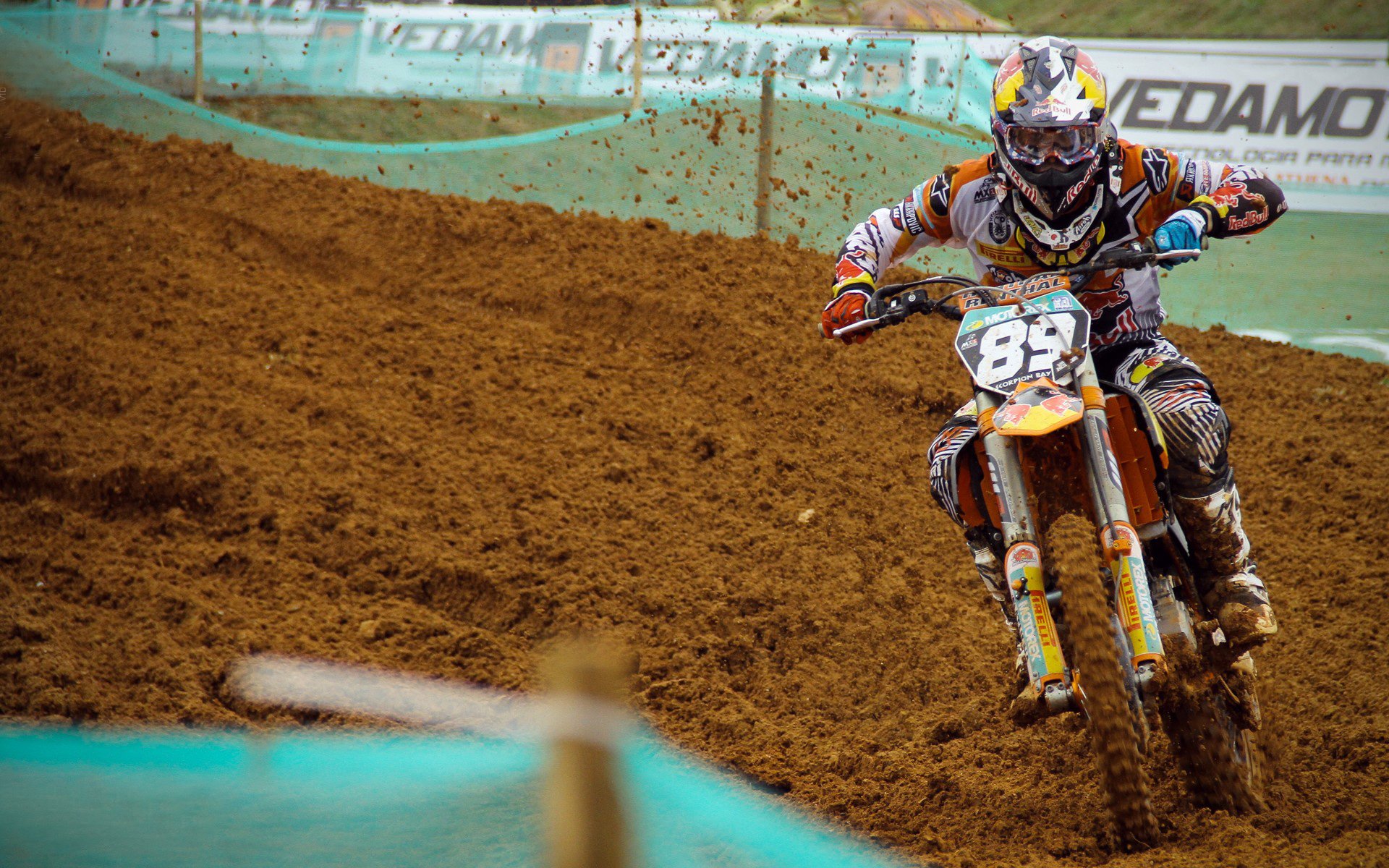 EDG率先启用AI心理压力识别模型辅助选手管理