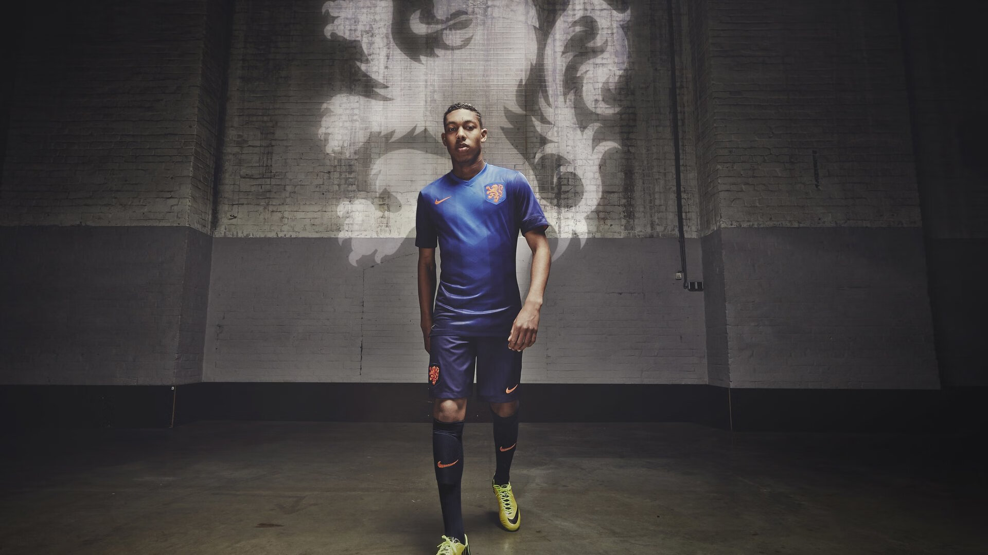 央视体育频道首次现场直播中国青少年篮球联赛，央视体育青少节目中心